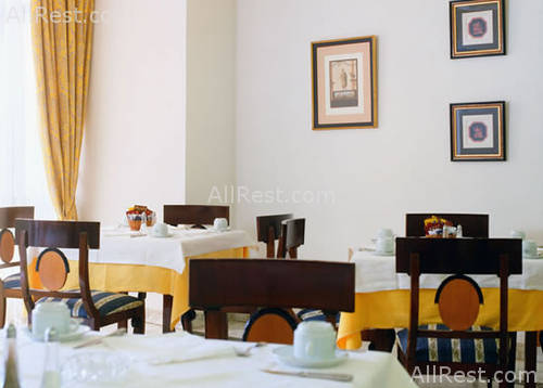 Tryp Medea 8